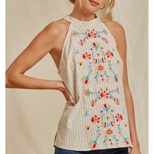 Savanna Jane NWT Halter Embroidered Top Size M